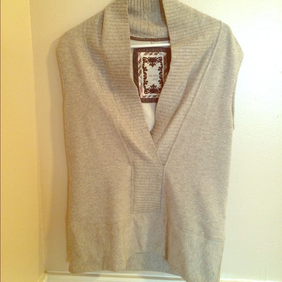 Old navy sleeveless sweater.