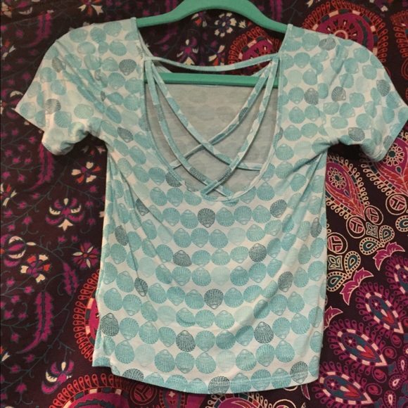 Crop top - Picture 2 of 2