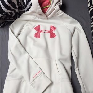 Under armor sweatshirt