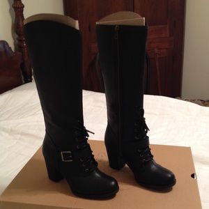 8hrSALENEW Black leather lace up timberland boots