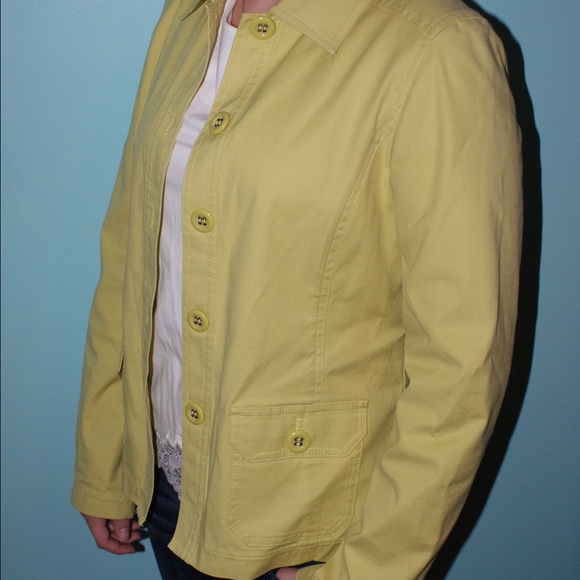 Liz Claiborne Jackets & Blazers - Liz Claiborne Lime Green button up jacket