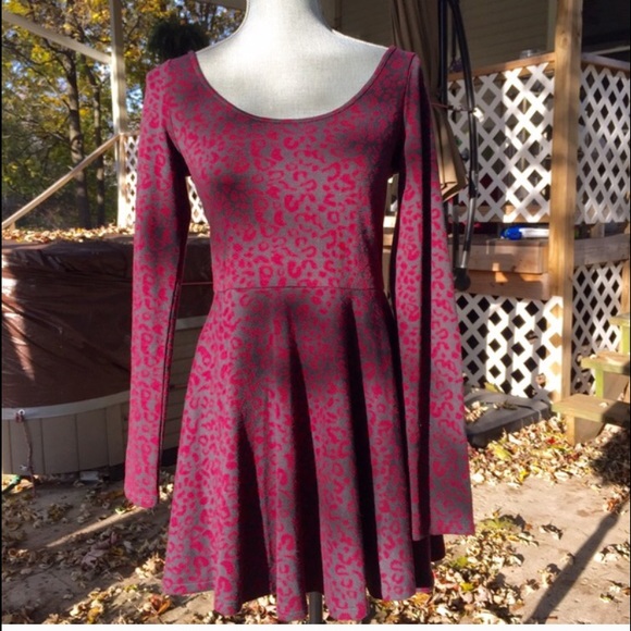 • BUNDLED // SOLD • - Picture 4 of 4