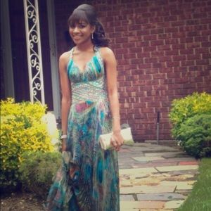 Funky yet elegant gown!