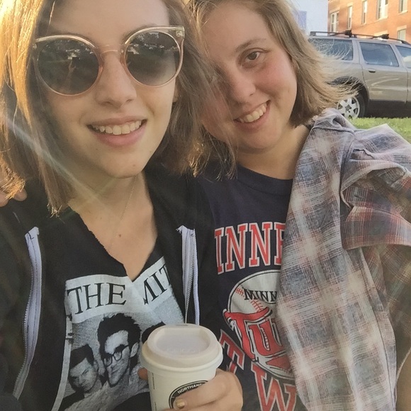 Meet your Posher, Gracie - Picture 8 of 8