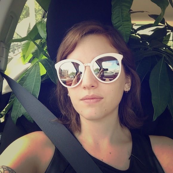 Meet your Posher, Gracie - Picture 6 of 8