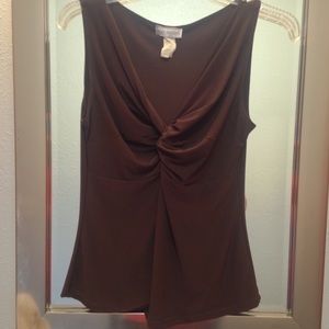 Body central brown top