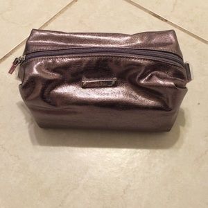 NWOT make up bag