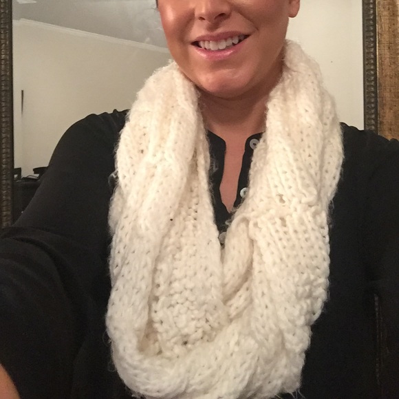 Bundle of scarves.