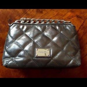 MICHAEL KORS Quilted Wristlet
