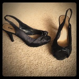 Black Fioni Night heels size 8 Wide