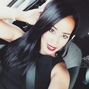 Meet your Posher, Anne