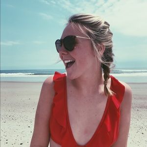 Meet your Posher, Kaitlyn