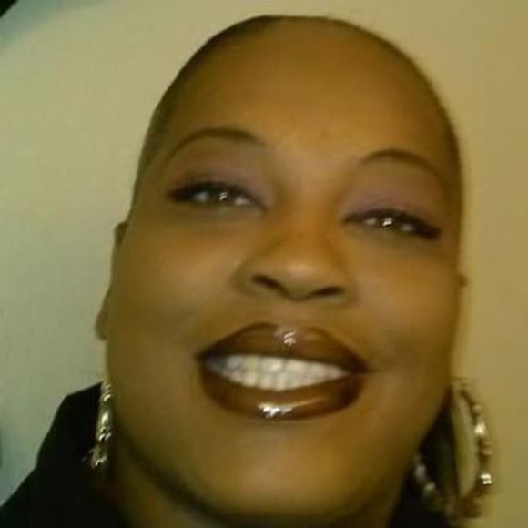 Meet your Posher, Felicia