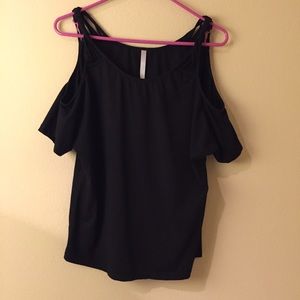 Cold shoulder black top