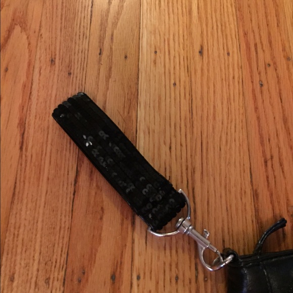 Black and sequin Aldo wristlet - Picture 2 of 2