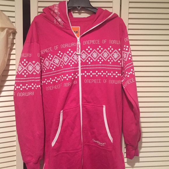 One Piece Traditional Onesie - Picture 1 of 4