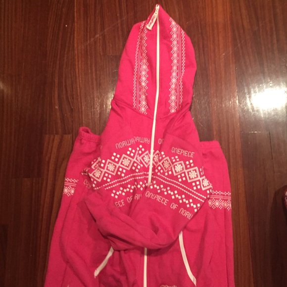 One Piece Traditional Onesie - Picture 3 of 4