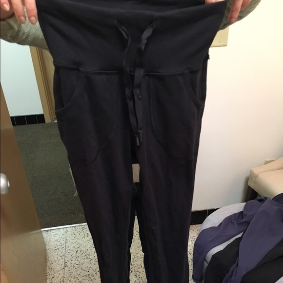 Lulu lemon pants