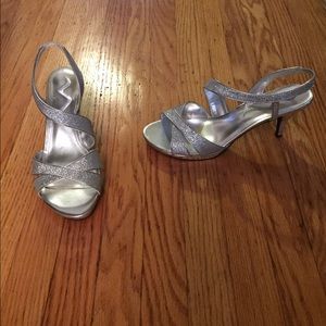Women's silver DSW heels