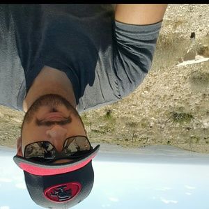 Meet your Posher, Carlos