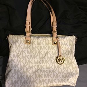 Used Micheal kors bag