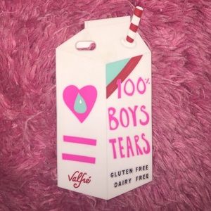 Boy tears iPhone 6 Plus case