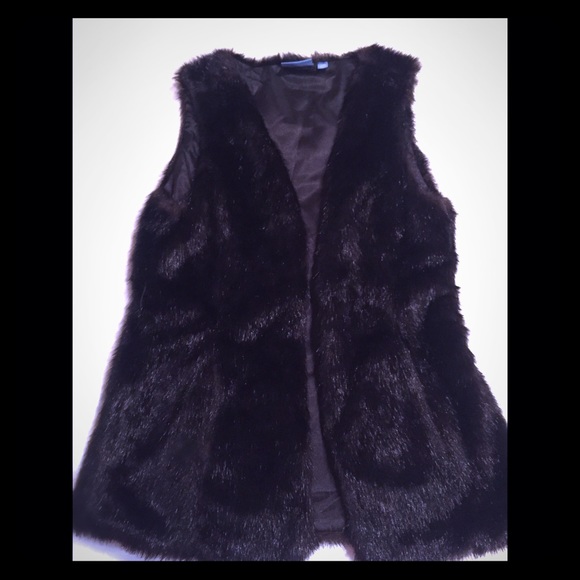 Simply Vera Black Fur Vest