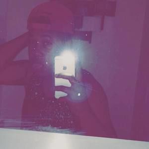 Meet your Posher, Leonzo