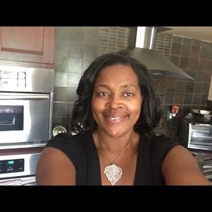 Meet your Posher, Stephanie