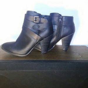 Qupid booties *Traded***