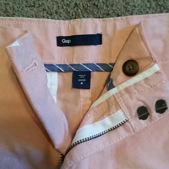 Shorts - Picture 2 of 3