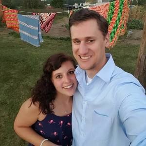 Meet your Posher, Demi