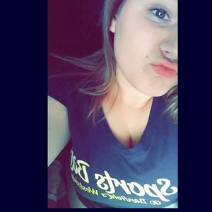 Meet your Posher, Stephani