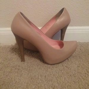 Cute heels