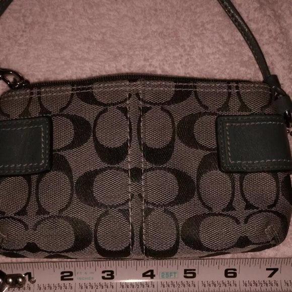 Coach mini - Picture 3 of 4
