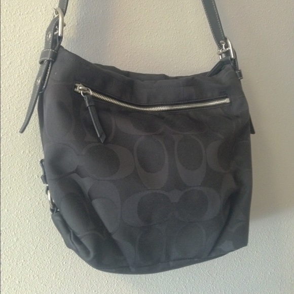 Black Coach crossbody/shoulder bag