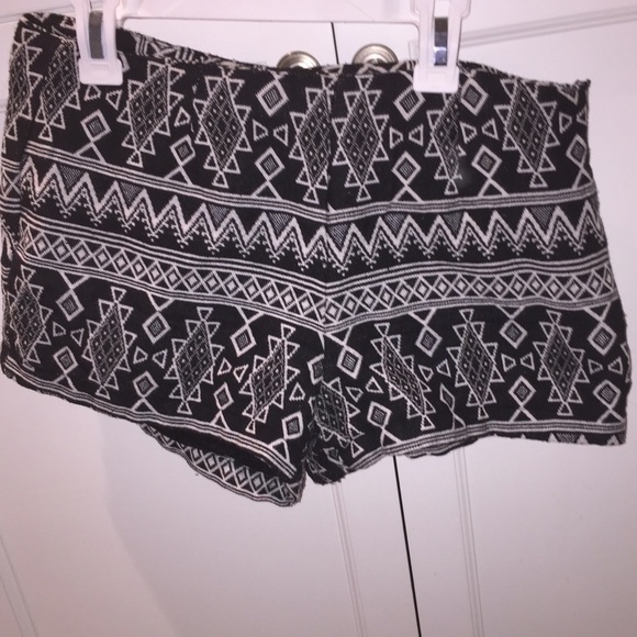 Aztec high waisted shorts