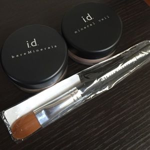 BareMinerals Foundation Makeup with Brush