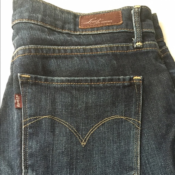 Levi's size 27 jeans - Picture 2 of 3