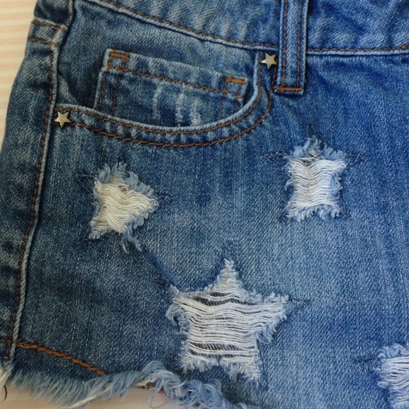 Denim distressed Shorts - Picture 3 of 5
