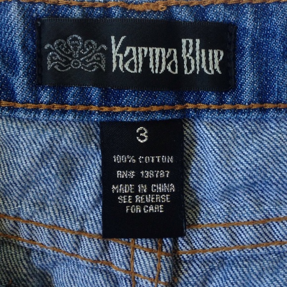 Denim distressed Shorts - Picture 5 of 5