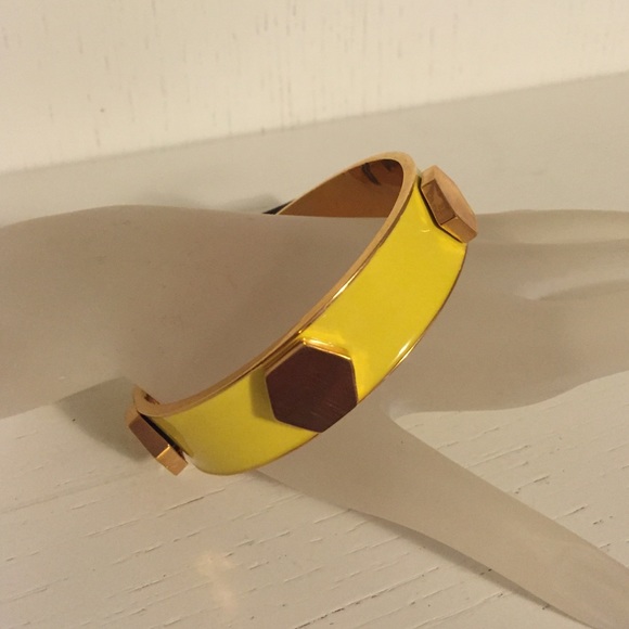 CC SKYE ENAMEL SCREW BANGLE - YELLOW - Picture 2 of 2
