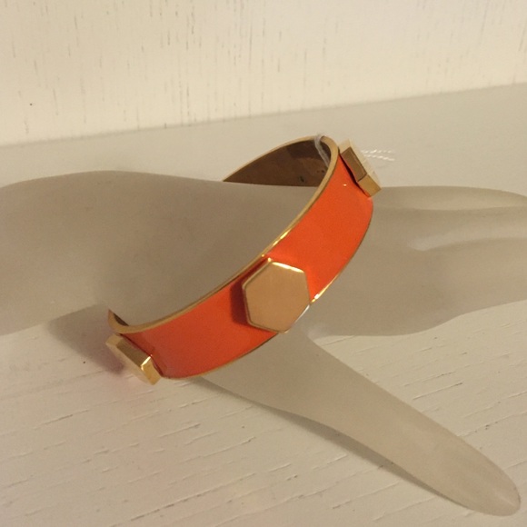 CC SKYE ENAMEL SCREW BANGLE - ORANGE - Picture 2 of 4