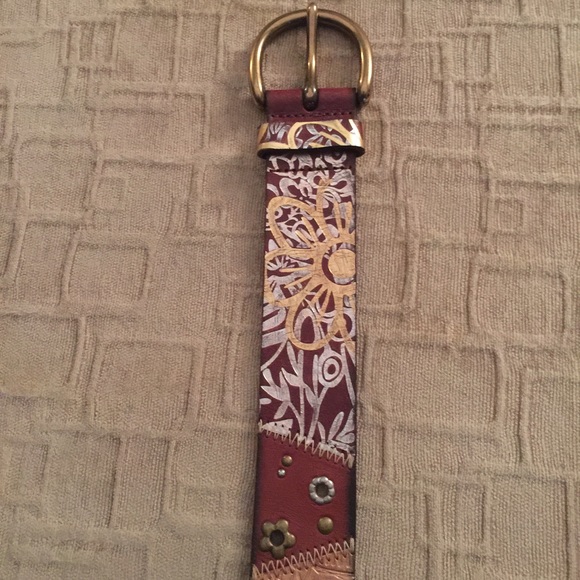 FOSSIL Belt - Picture 2 of 3