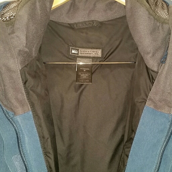 Winter jacket - Picture 2 of 3