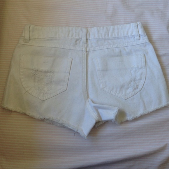 White Distressed Denim shorts - Picture 3 of 4