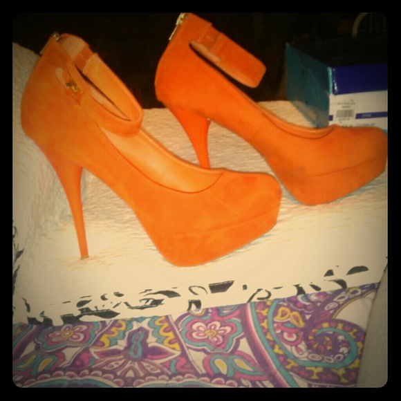 ROUGE Shoes