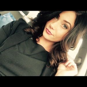 Meet your Posher, Candace