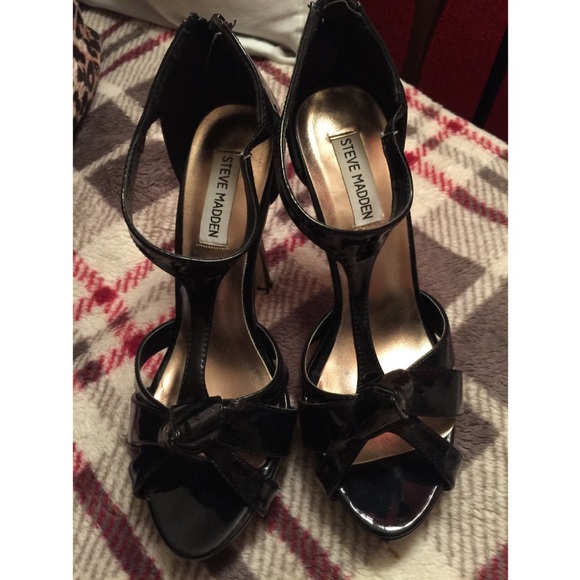 Steve Madden Black Heels