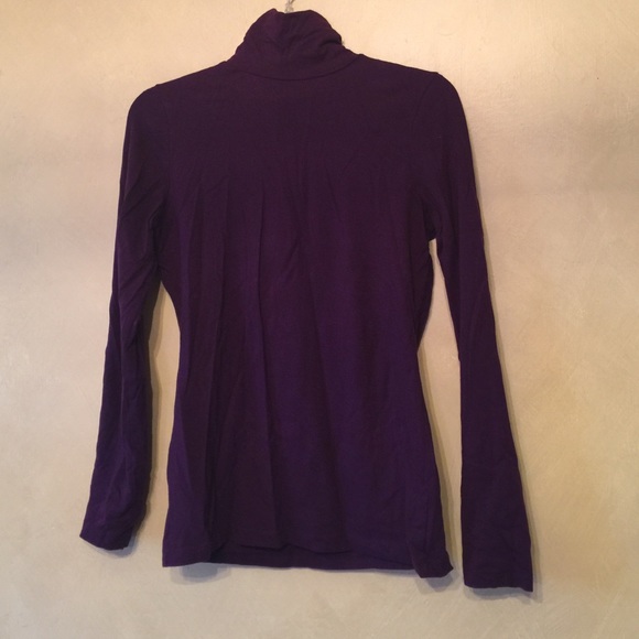 Purple turtle neck - Picture 1 of 2